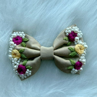 Pearl Bows