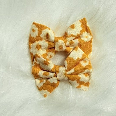 Plain printed bows